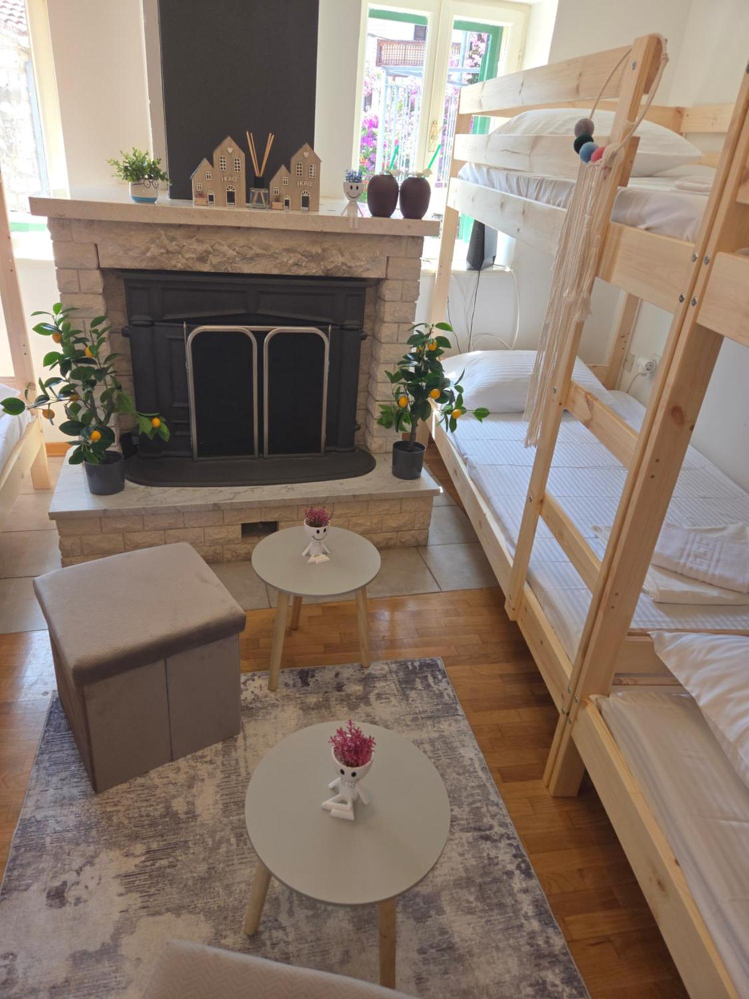 Homestay Deluxe Relaxation Split